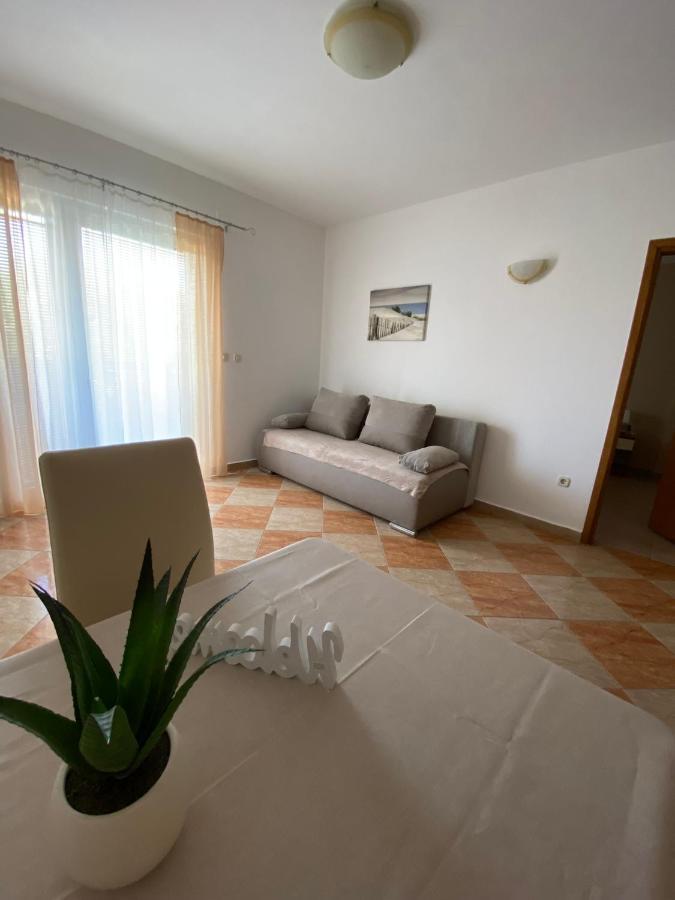 Villa Marija 诺瓦利娅 外观 照片