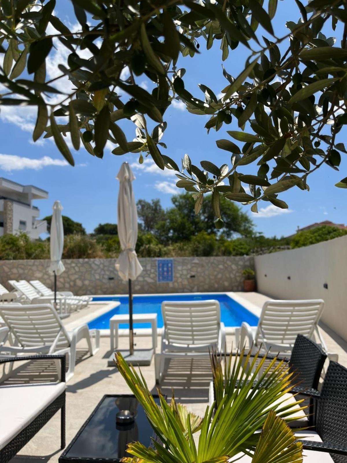 Villa Marija 诺瓦利娅 外观 照片